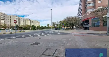 Commercial property 715 m² in Alicante, Spain