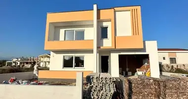 Casa 4 habitaciones en Donji Stoj Shtoji i Poshtem, Montenegro