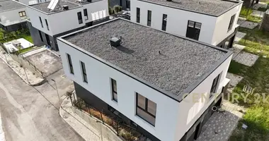 Haus 3 Schlafzimmer in Tirana, Albanien