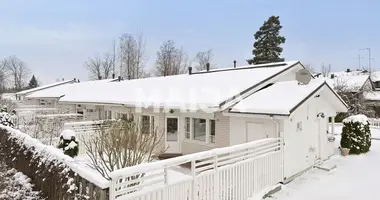 3 bedroom apartment in Helsinki sub-region, Finland