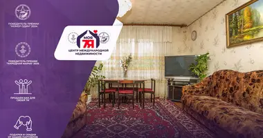 Wohnung 3 zimmer in Saslauje, Belarus