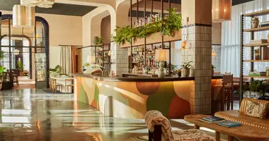 Hotel 7 000 m² in Costa Brava, Spain