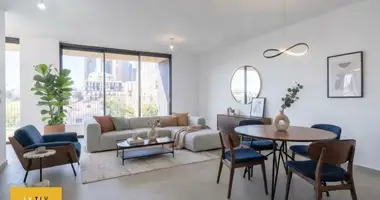 4 room apartment in Tel-Aviv, Israel
