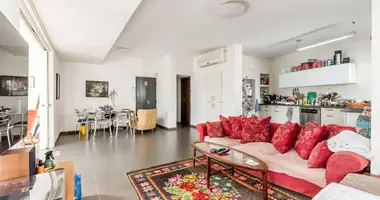 Apartamento 4 habitaciones en Tel-Aviv, Israel