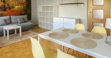 Квартира 3 комнаты в Варшава, Польша