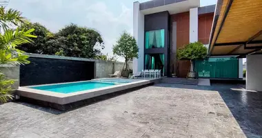 Casa 4 habitaciones en Huai Yai, Tailandia