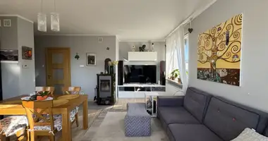 Mieszkanie 5 pokojów w Warszawa, Polska