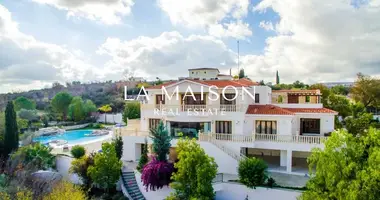 5 bedroom house in Paphos District, Cyprus