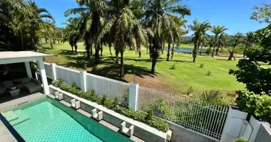 Villa 3 chambres dans Kathu, Thaïlande