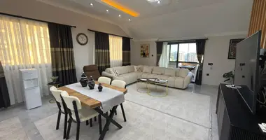 Penthouse 5 pokojów w Mahmutlar, Turcja