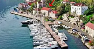 Villa 6 bedrooms in Muo, Montenegro