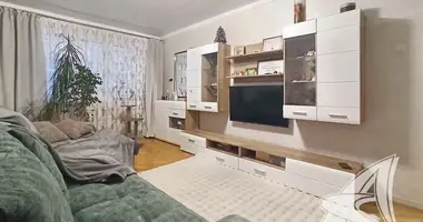 Apartamento 2 habitaciones en Muchaviecki sielski Saviet, Belarús