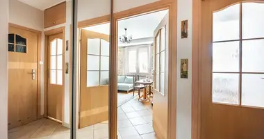 Квартира 2 комнаты в Мазовецкое воеводство, Польша