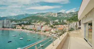 Apartamento 4 habitaciones en Budva, Montenegro
