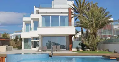 Wohnung 6 Schlafzimmer in Paralimni, Zypern