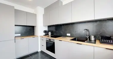 Квартира 2 комнаты в Варшава, Польша