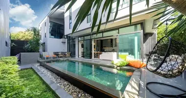 Wohnung 3 Schlafzimmer in Si Sunthon, Thailand