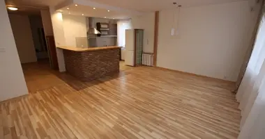 Appartement 3 chambres dans Varsovie, Pologne