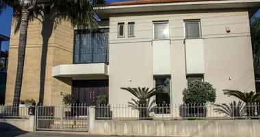 Dom 5 pokojów w Limassol, Cypr