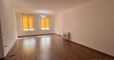 Bureau 56 m² dans Tirana, Albanie