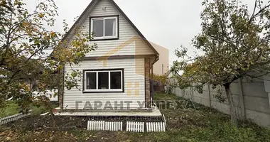 Casa en Skoki, Belarús