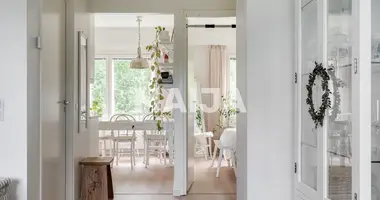 Adosado Adosado en Hamari, Finlandia