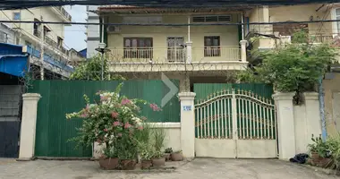 Дом 5 комнат в Sangkat Teuk Lak Ti Pir, Камбоджа