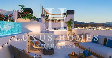 2 bedroom apartment in Estepona, Spain