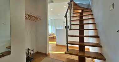 Propiedad comercial 82 m² en Cracovia, Polonia