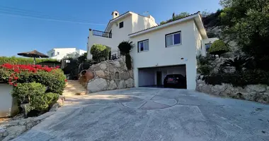 Villa in Kamares, Zypern