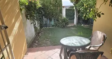 Casa 3 habitaciones en Dos Hermanas, Španjolska