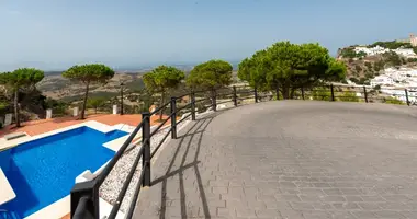 Szeregowiec 4 pokoi w Casares, Hiszpania