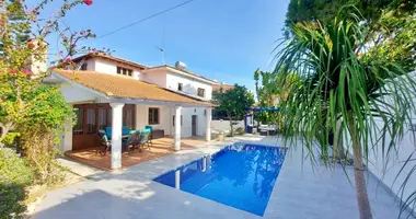 Villa 5 chambres dans Aradíppou, Chypre