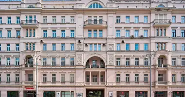 Commercial property 3 784 m² in Moscow, Russia