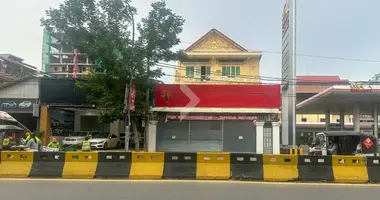 Commercial property 240 m² in Sangkat Veal Vong, Cambodia