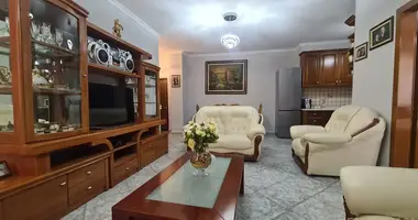Квартира 3 комнаты в Тирана, Албания