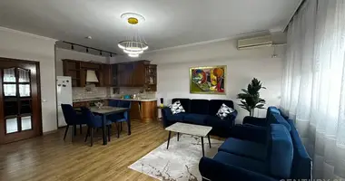 Квартира 2 комнаты в Тирана, Албания