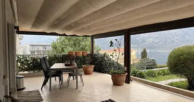 2 bedroom apartment in Dobrota, Montenegro