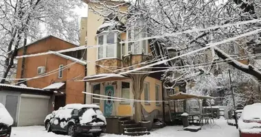 Commercial property 305 m² in Odesa, Ukraine