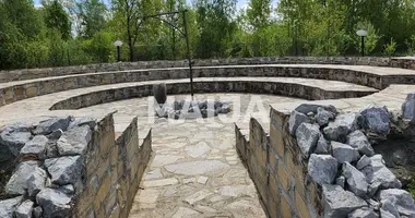 Отель 1 738 м² в Trzesn, Польша