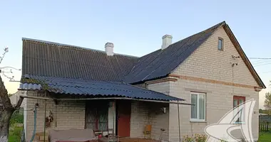 Casa en Dzivin, Belarús