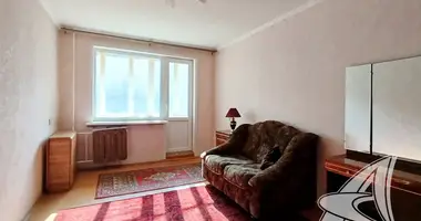Apartamento 3 habitaciones en Muchaviecki sielski Saviet, Belarús