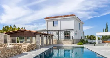 Apartment 6 bedrooms in Peyia, Cyprus