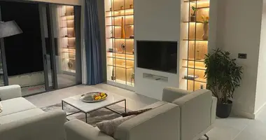 Квартира 5 комнат в Черногория