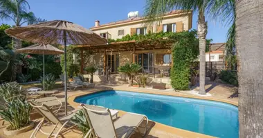 Dom 5 pokojów w Sotira, Cypr