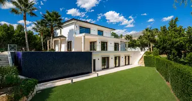 5 bedroom house in San Pedro Alcantara, Spain