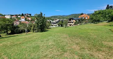 Участок земли в Город Загреб, Хорватия