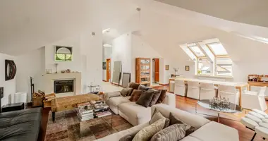 5 room apartment in Warsaw, Poland