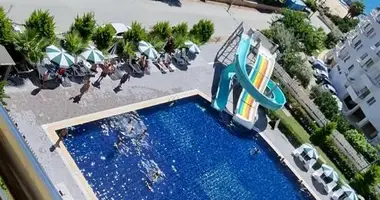 Apartamento 2 habitaciones en Akdeniz, Turquía