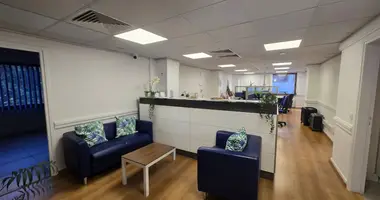 Офис 319 м² в муниципалитет Лимасол, Кипр